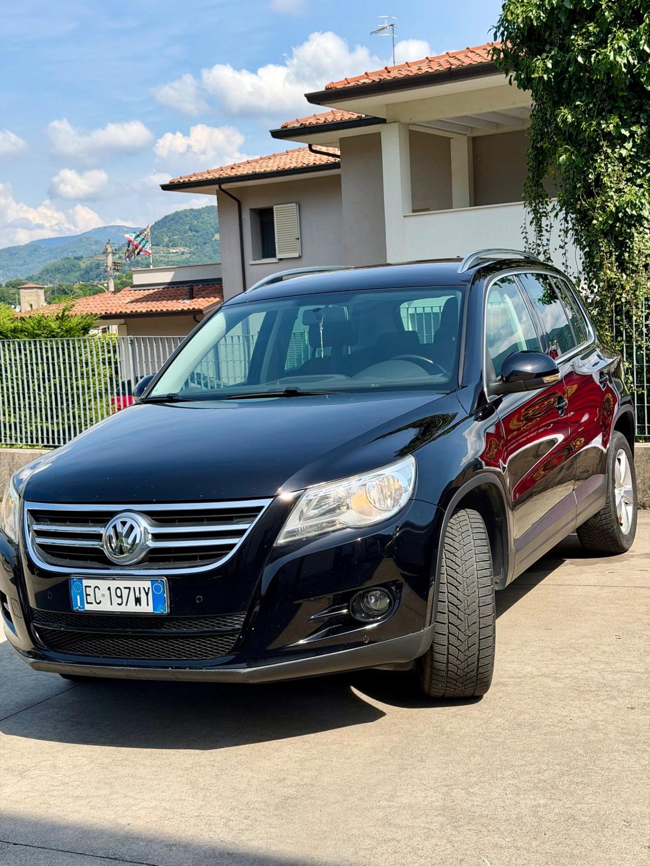 Volkswagen Tiguan 2.0 TDI DPF 4MOTION DSG Sport & Style