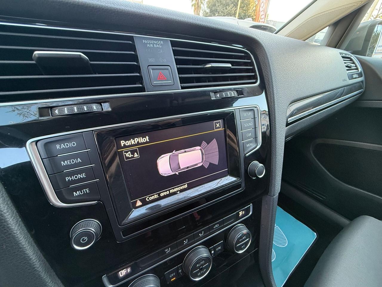 Volkswagen Golf 7 TDI AUTOM. DIST. FATTA