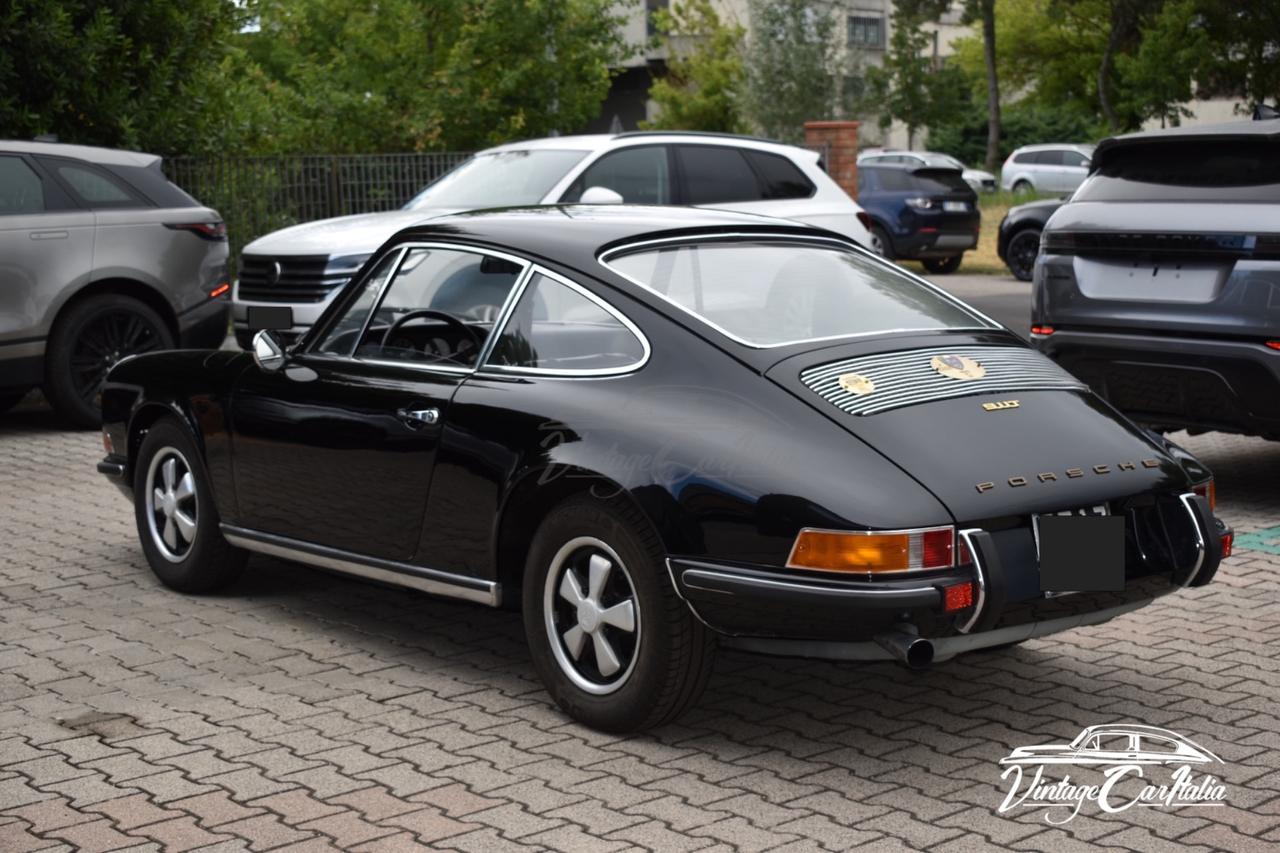 Porsche 911 2.2T