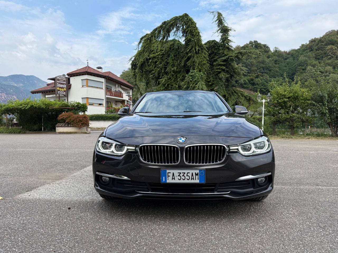 Bmw 320 320d xDrive Luxury