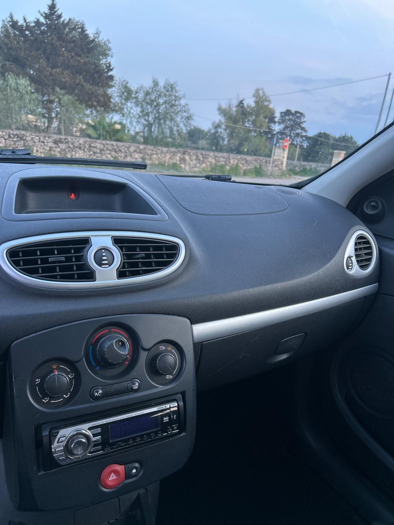 Renault Clio 1.5 75CV 3 porte VAN-2011