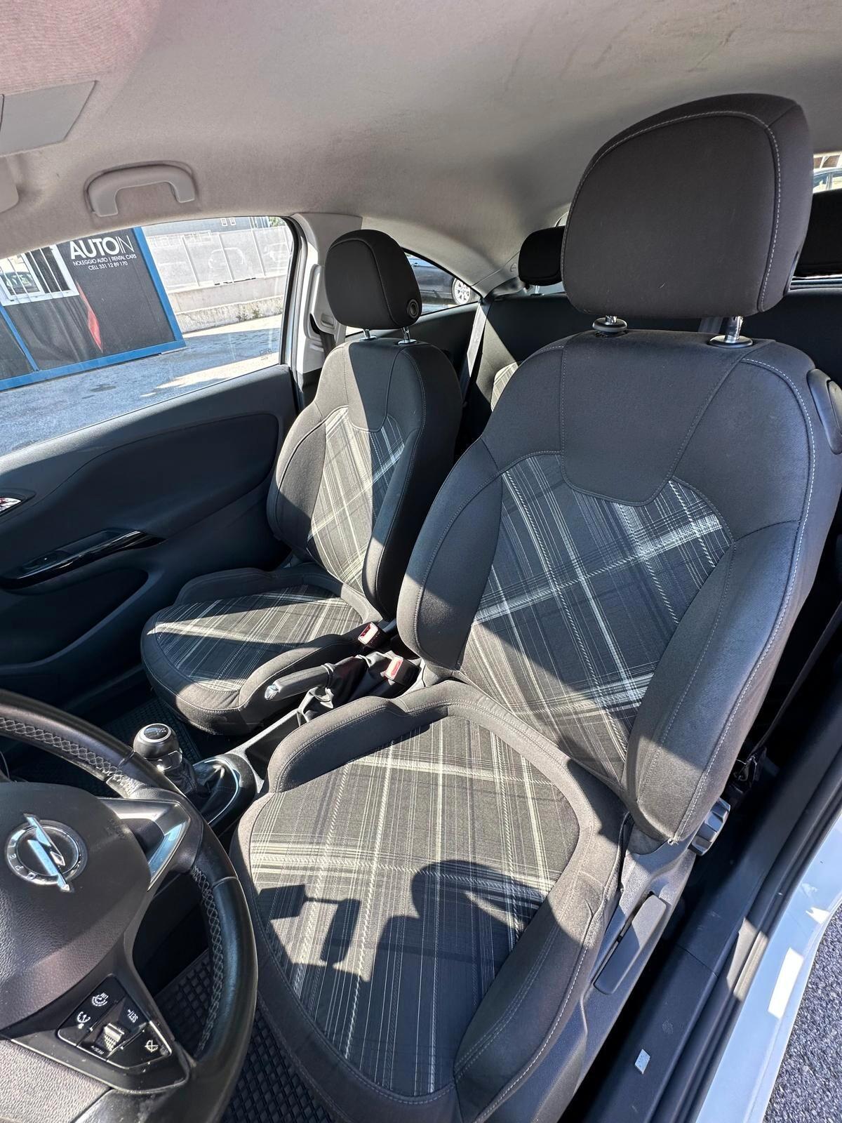 Opel Corsa 1.3 CDTI Coupé b-Color