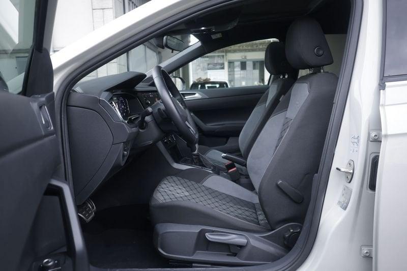 Volkswagen Taigo Volkswagen Taigo 1.5 TSI ACT 150 CV DSG R-Line PROMOZIONE Unicoproprietario