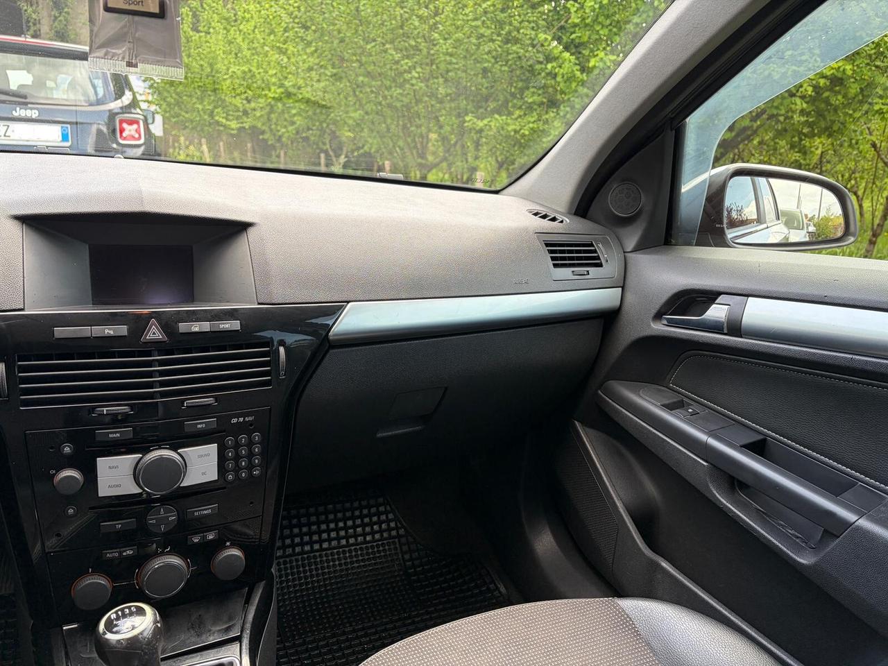 Opel Astra 1.7 CDTI 110CV 5 porte Cosmo