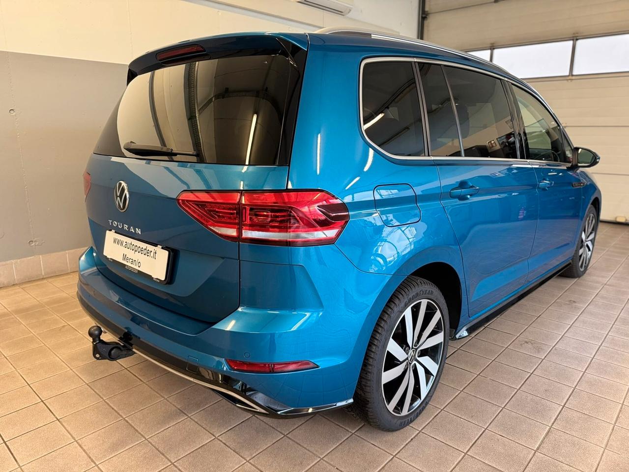 Volkswagen Touran 2.0 TDI 150 CV SCR DSG R-Line BlueMotion Technology