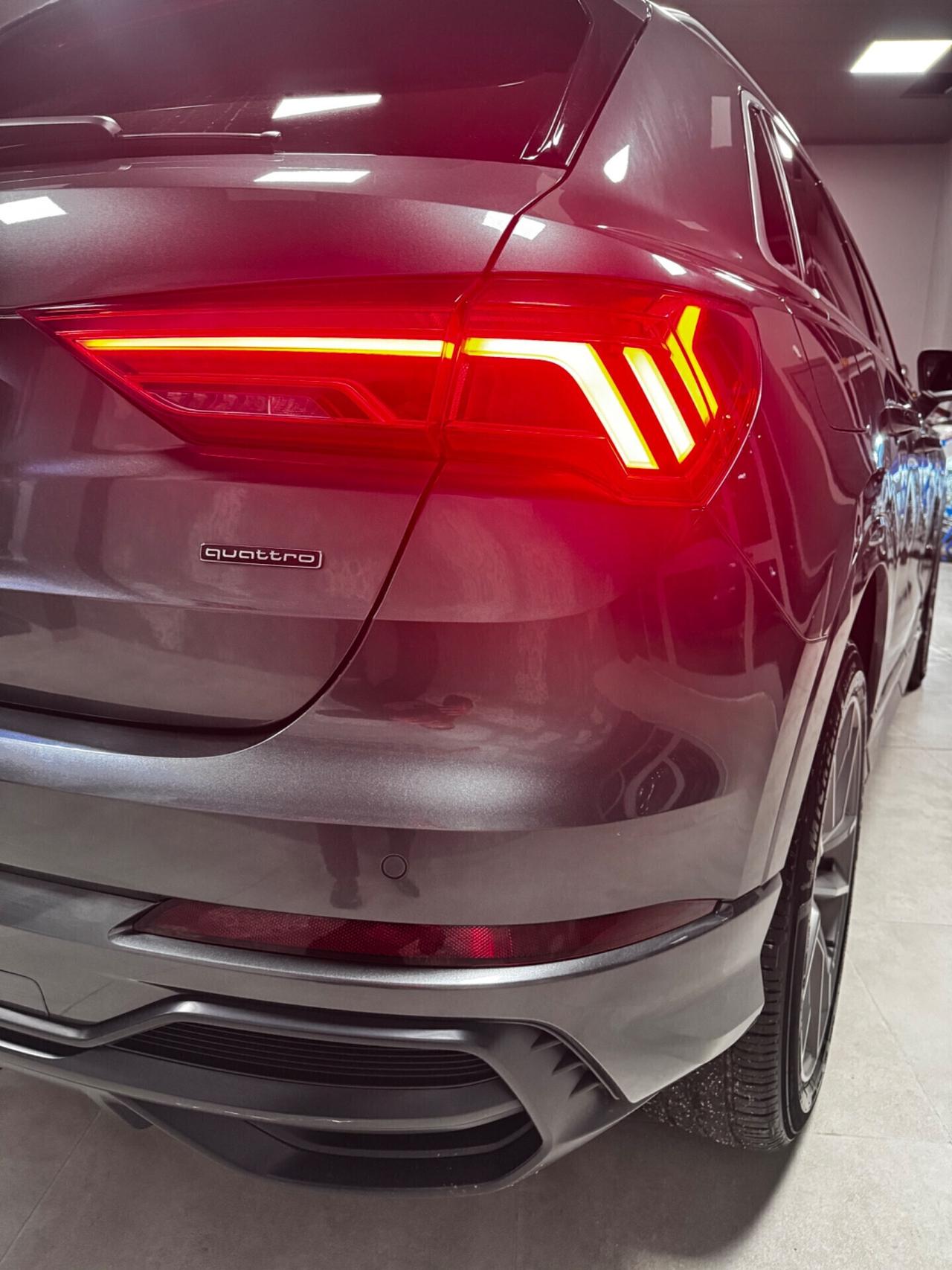 AUDI Q3 2.0 TDI QUATTRO S-TRONIC SLINE