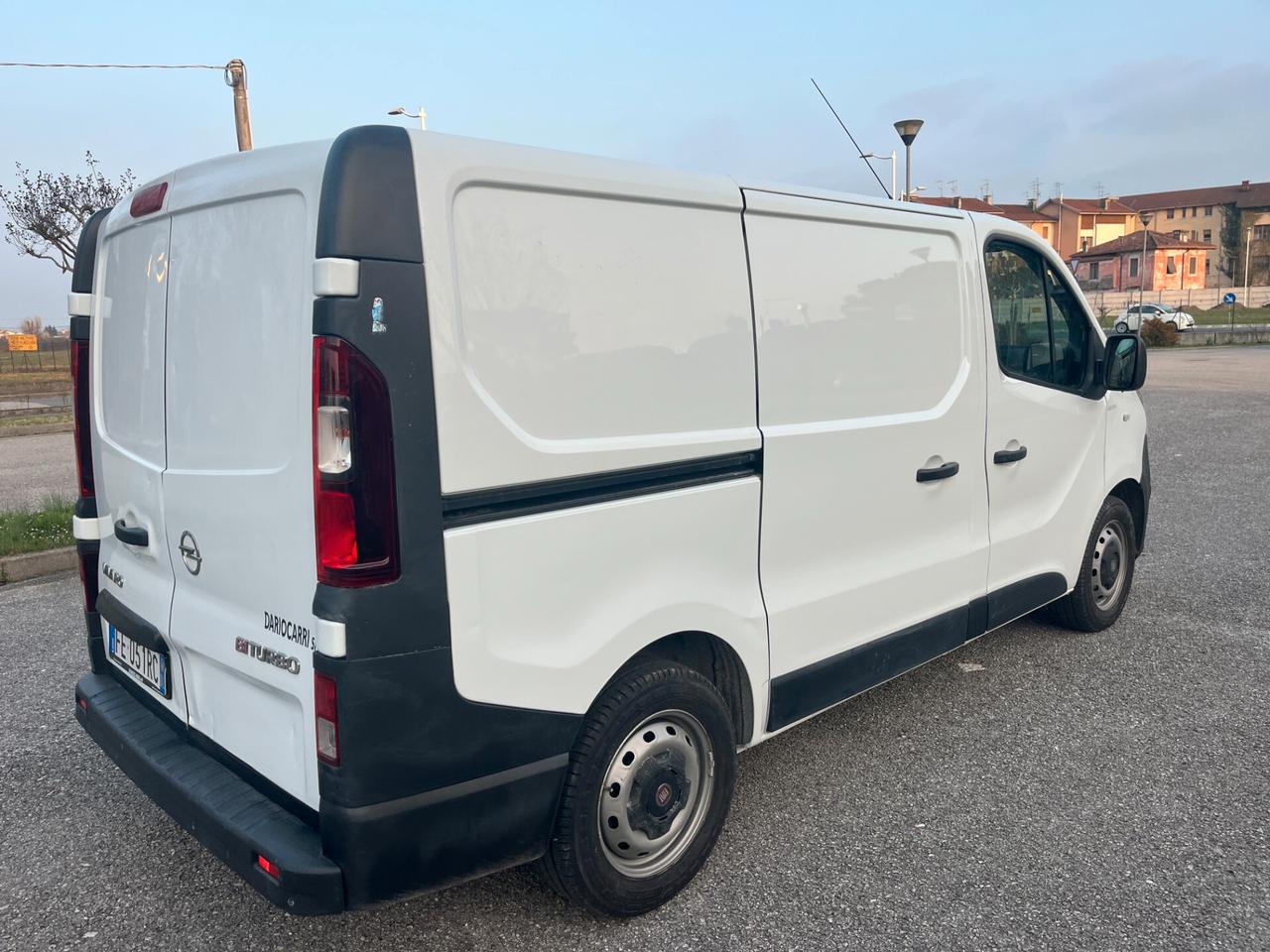 FURGONE OPEL VIVARO TRAFIC PASSO MEDIO