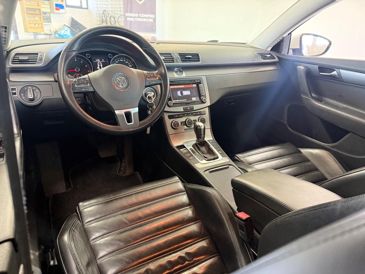 Volkswagen Passat 1.4 TSI DSG HIGHLINE