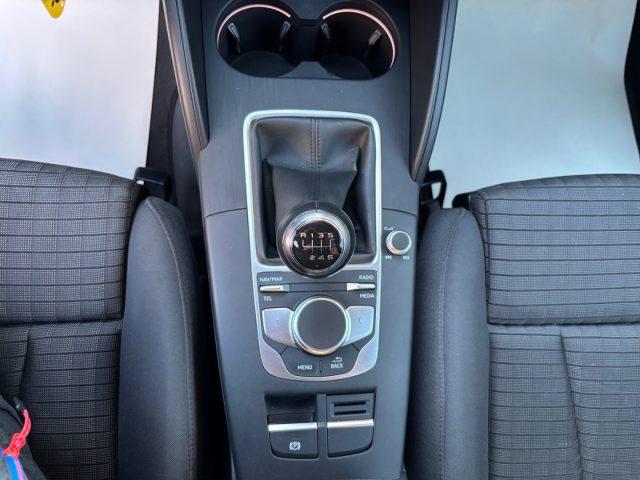 AUDI A3 SPB 30 TDI Sport GANCIO TRAINO