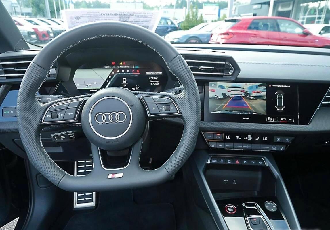Audi S3 Sportback Sportback 333cv - Akrapovic - Head Up - Sonos