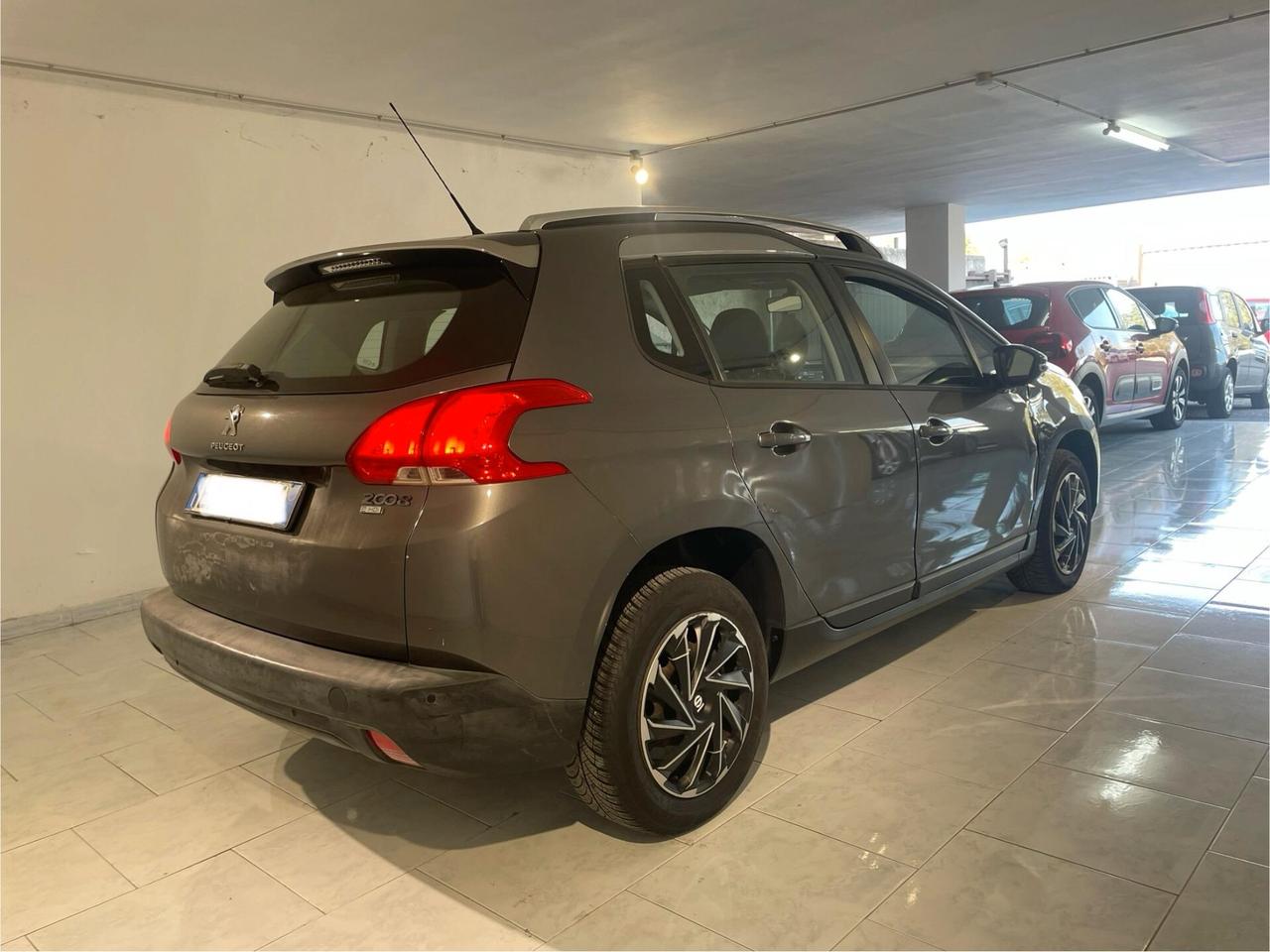 Peugeot 2008 BlueHDi 92CV PRONTA CONSEGNA NEOPATENTATI