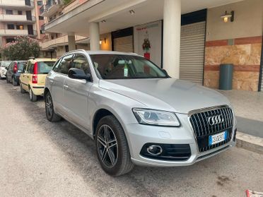Audi Q5 2.0 TDI 177CV quattro S tronic Advanced