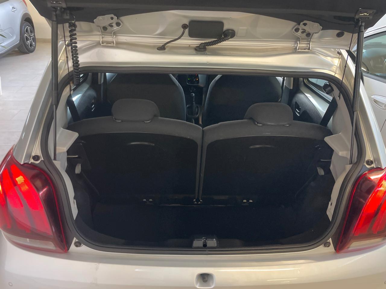 Peugeot 108 5P 1.0 68 CV Allure TOP! FULL OPT NEOPATENTATI TAGLIANDATA