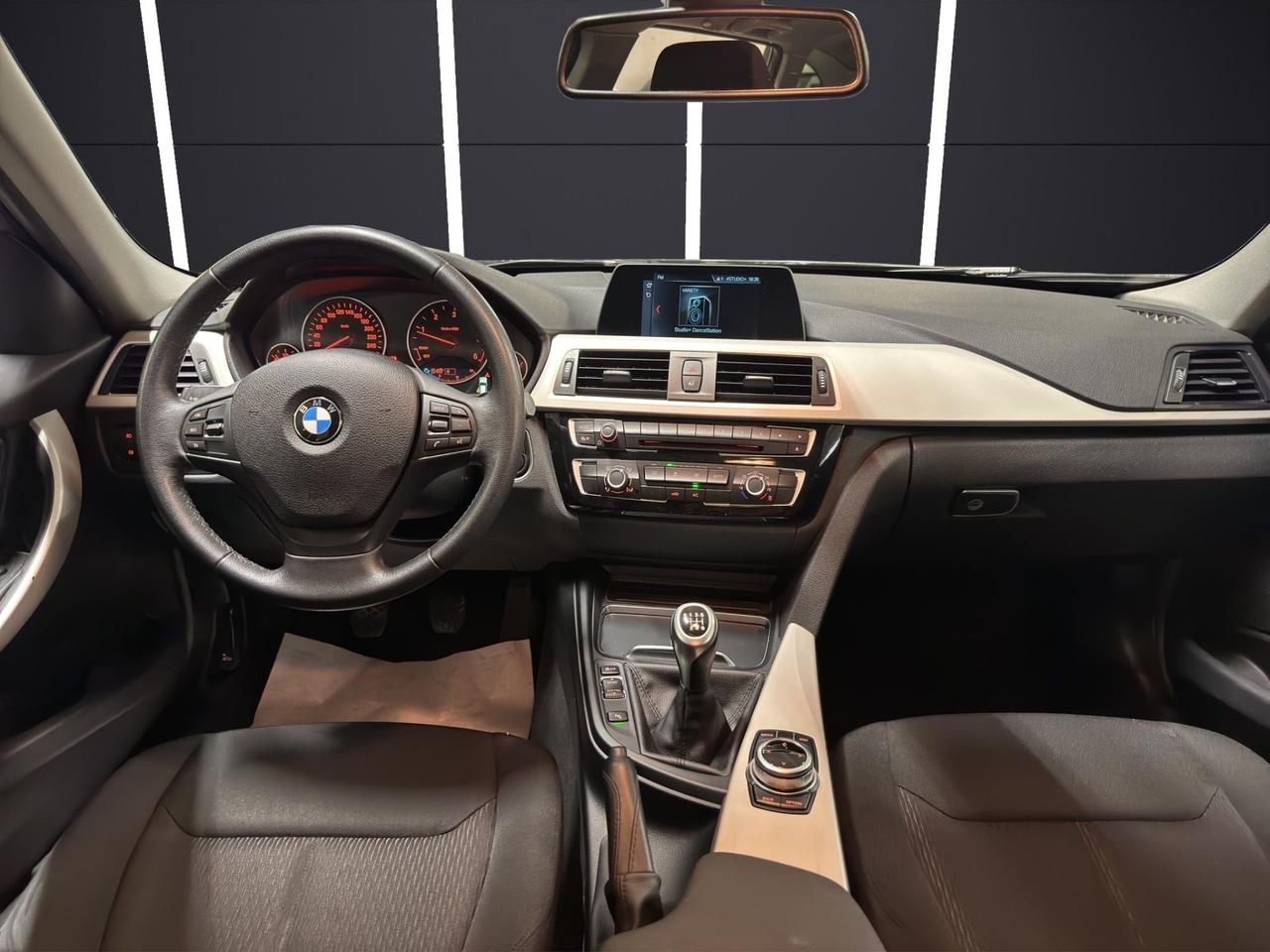 Bmw 318 318d Touring Business Advantage XDrive