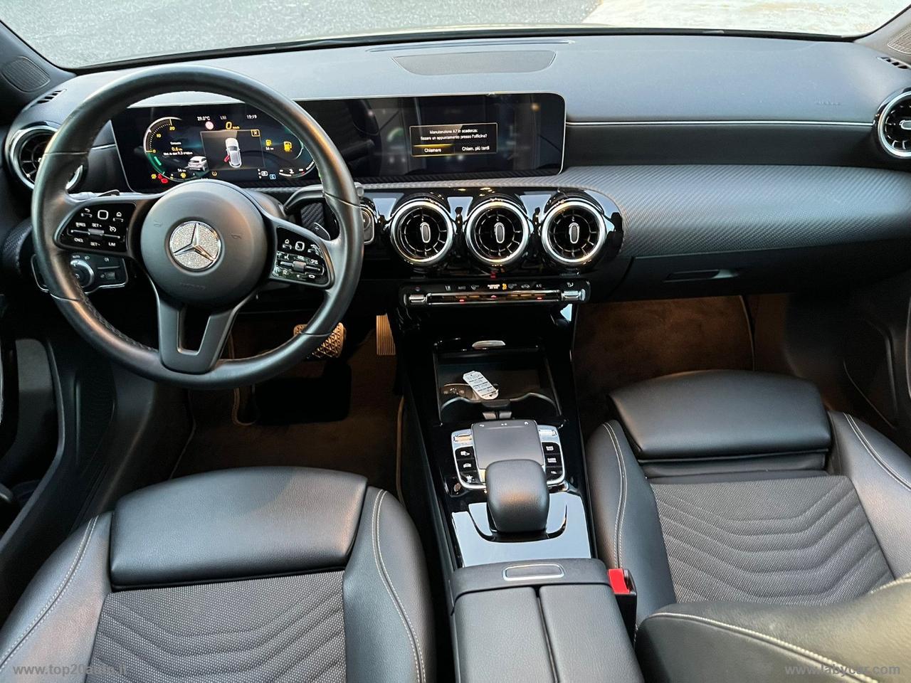 MERCEDES-BENZ A 180 d Automatic SPORT