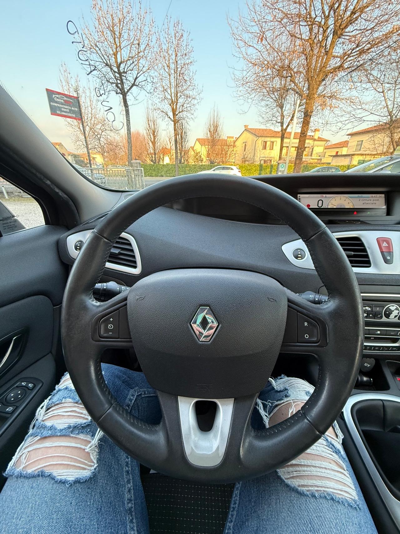 Renault Scenic Scénic 1.9 dCi 130CV Luxe