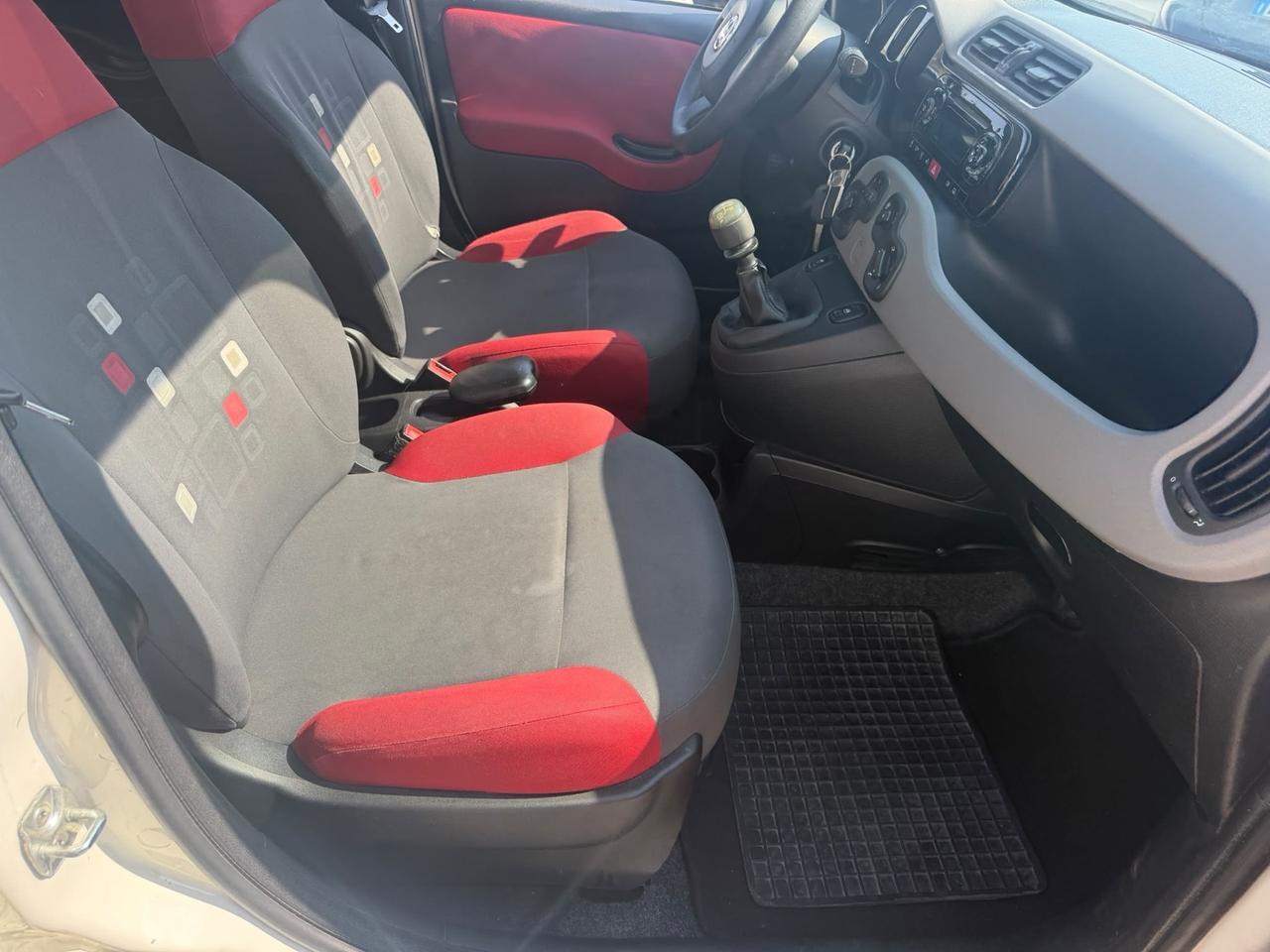 Fiat Panda 1.2 Lounge neopatentati