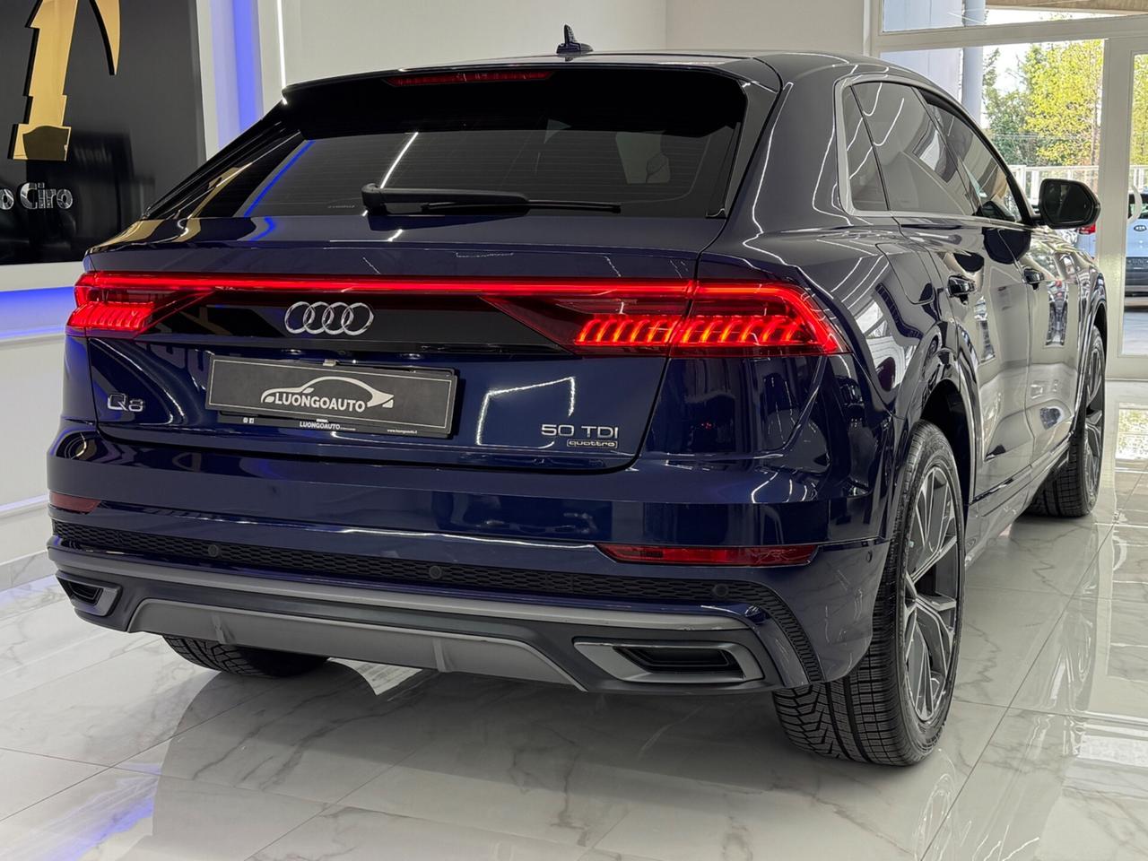 Audi Q8 3.0 TDI 286CV quattro tiptronic S-Line