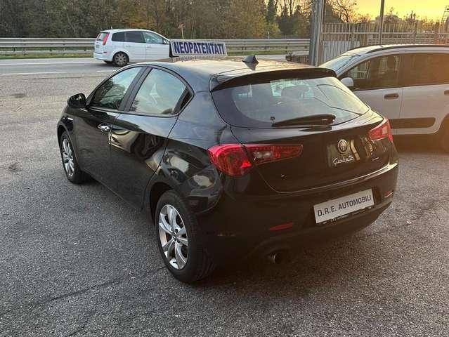 Alfa Romeo Giulietta Giulietta III 2010 1.4 tb Progression 105cv E6