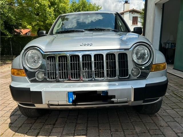 Jeep Cherokee 2.8 CRD Limited