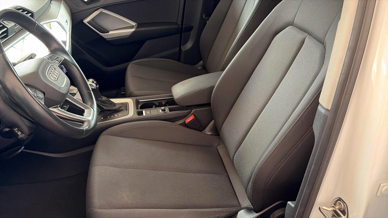 IN ARRIVO Audi Q3 35 TDI S tronic 2022