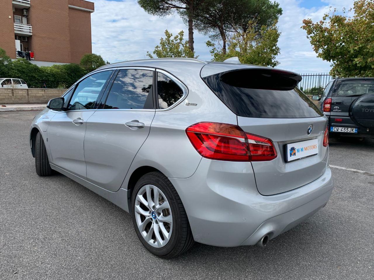BMW 225 xe Active Tourer iPerformance Luxury PROM-MO.
