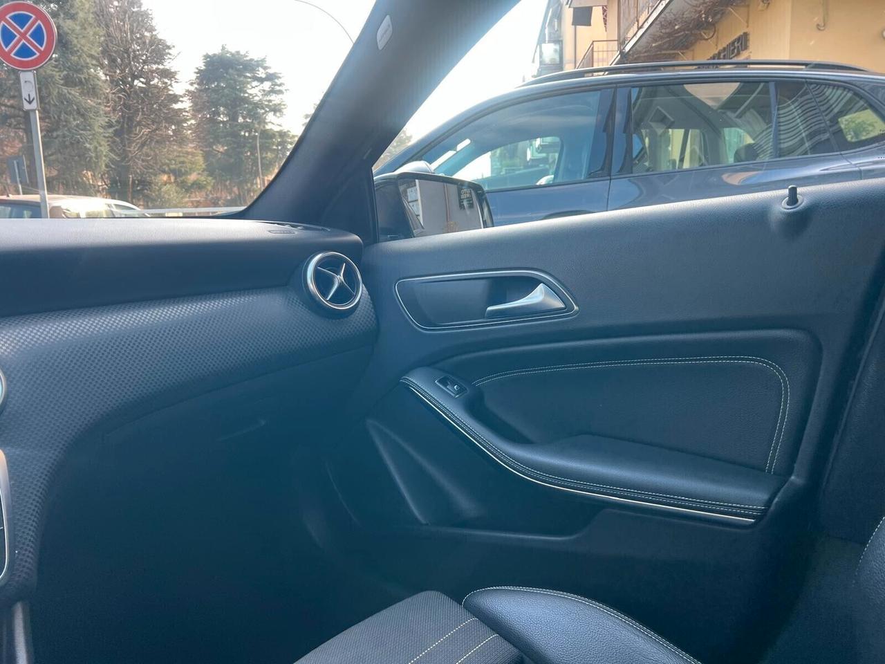 MB CLASSE A 180D AUTOM PREMIUM NEOP UNIPROP