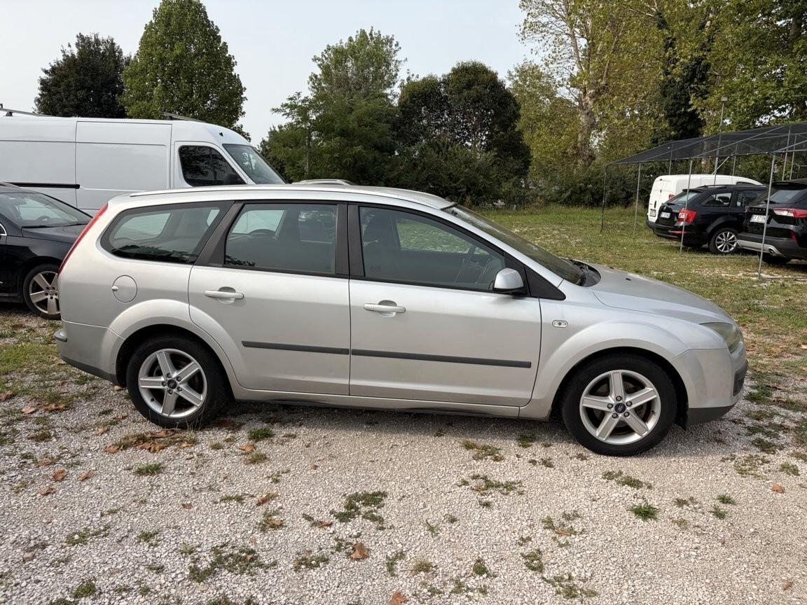 Ford Focus 1.6 TDci 90CV