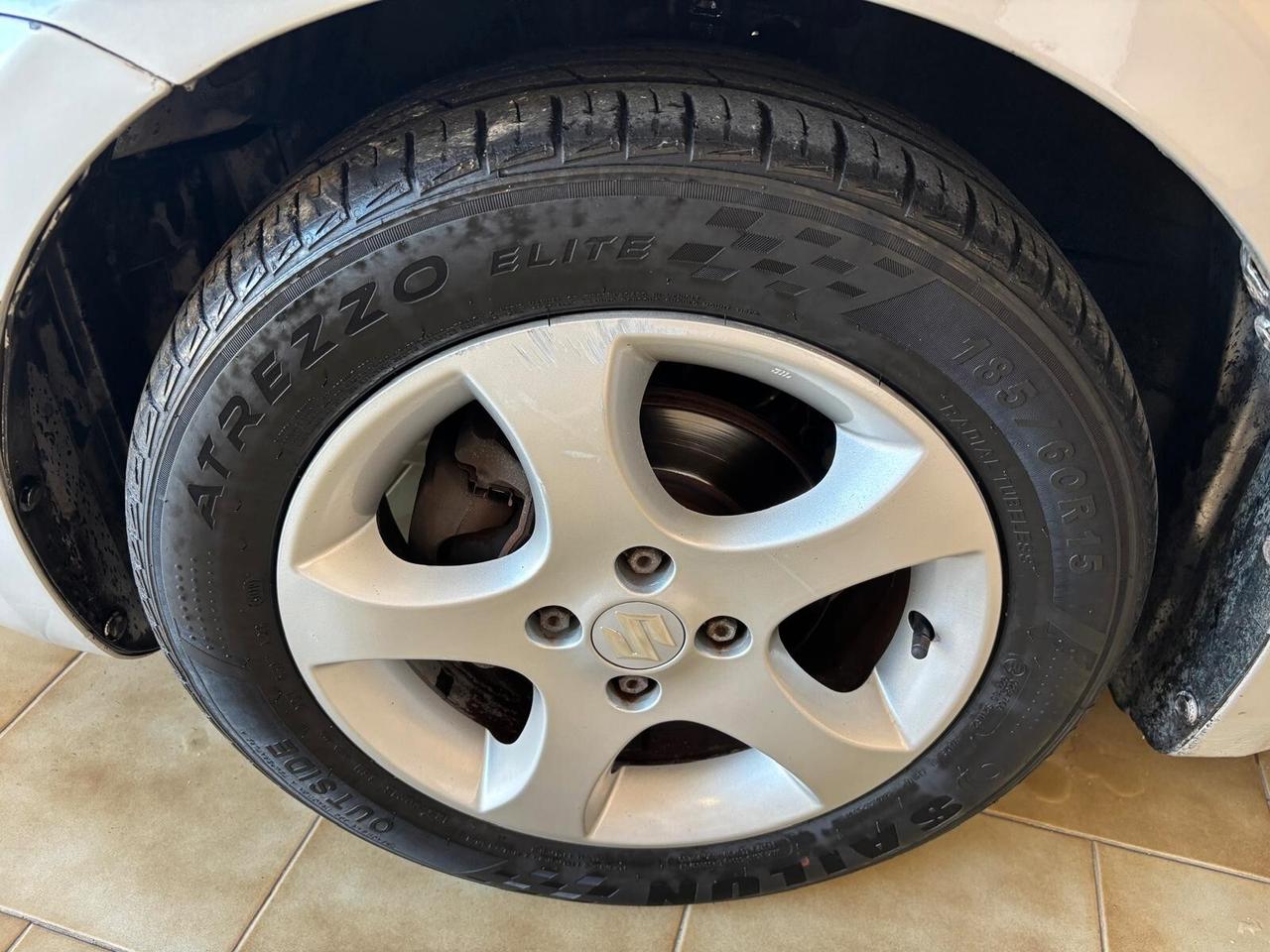SUZUKI SWIFT ANNO 2007 DS 1.3 MULTIJET ADATTA NEOPATENTATI KM 138 MILA