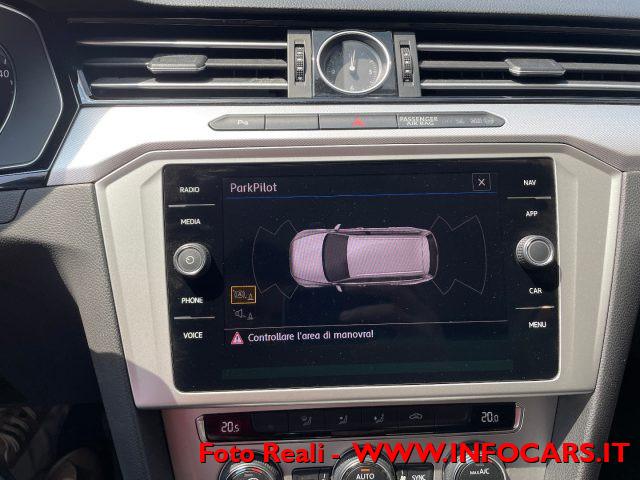 VOLKSWAGEN Passat Variant 2.0 TDI Business BlueMotion Tech. PROMO !!