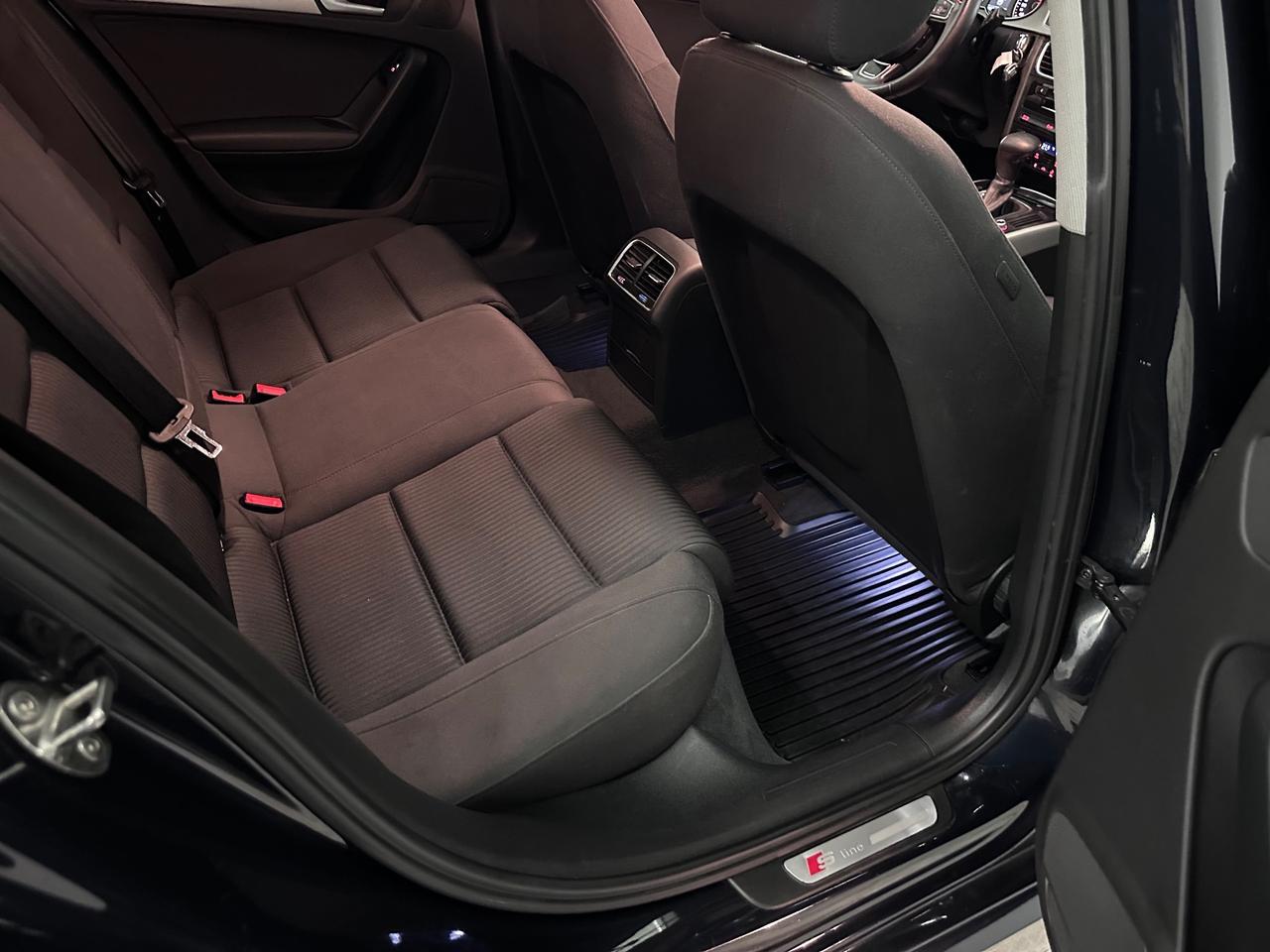 Audi A4 Avant 2.0 TDI 177 CV quattro S - Line