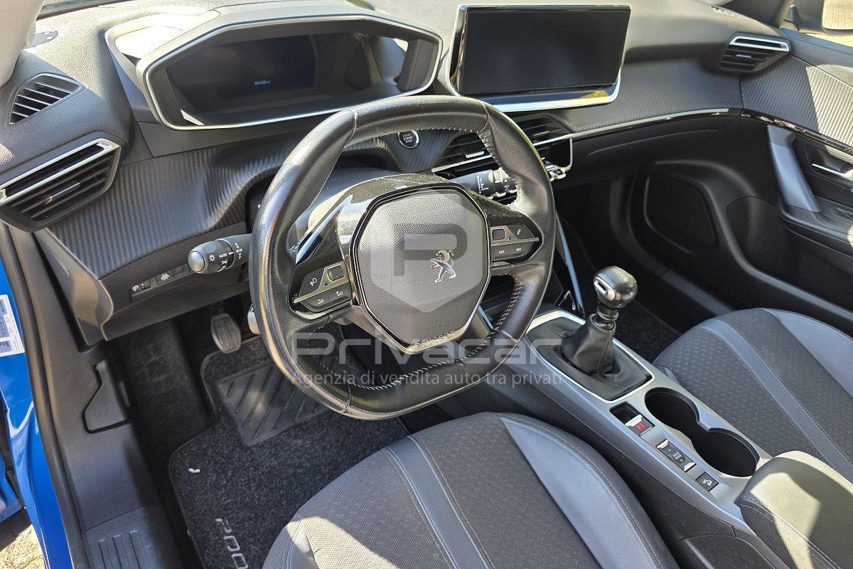 PEUGEOT 2008 PureTech 130 S&S Allure