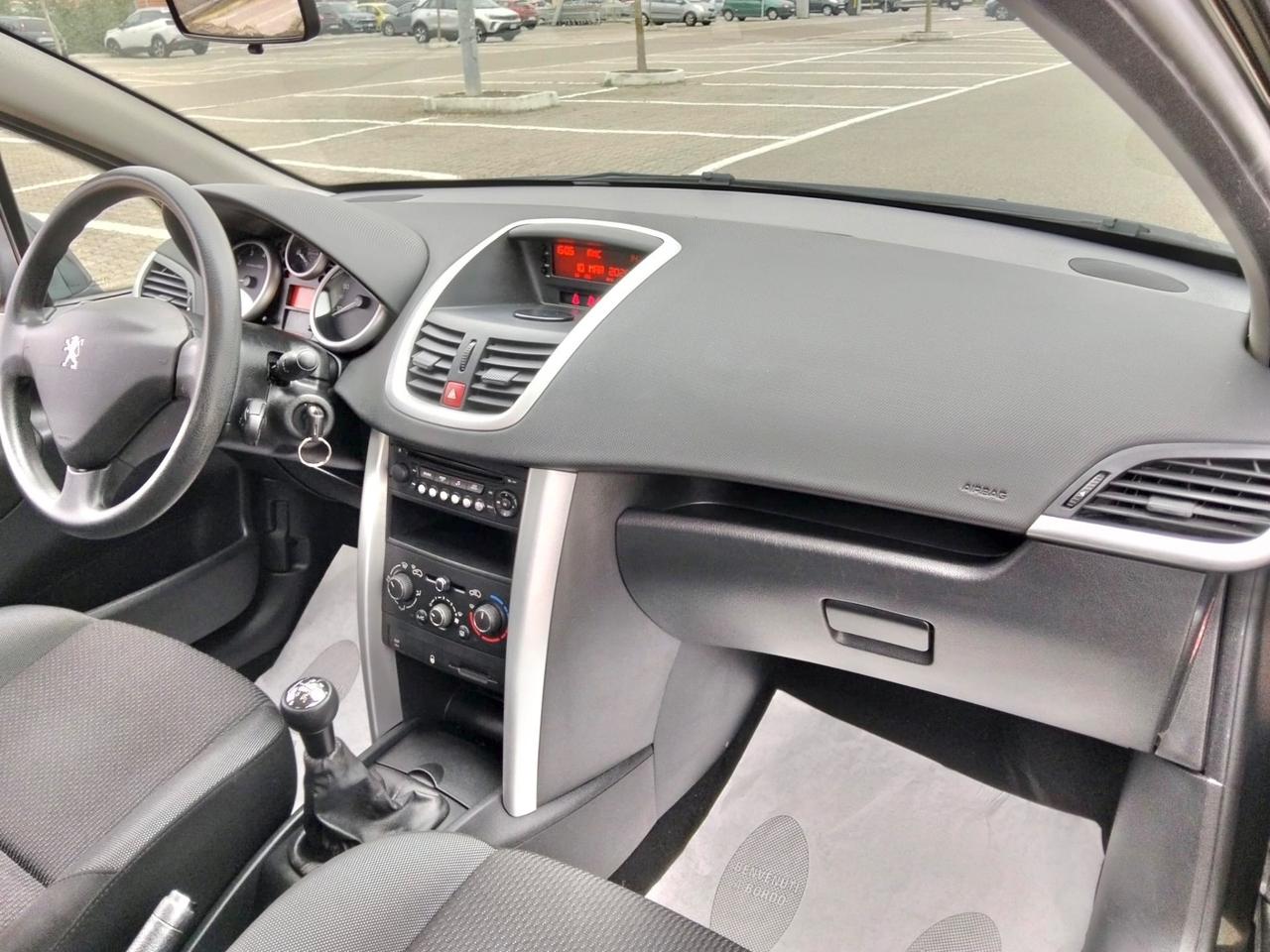 Peugeot 207 1.4 8V 75CV 5p. GPL*Clima*Euro5