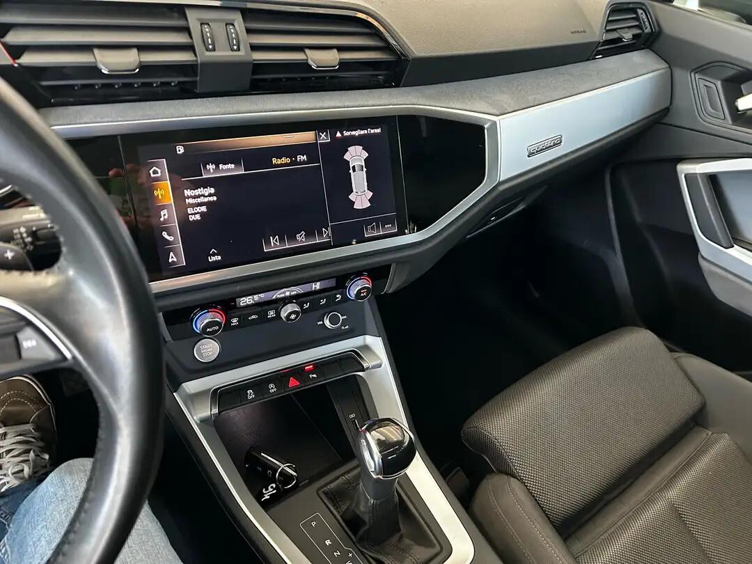 Audi Q3 40 TFSI quattro S tronic S line edition
