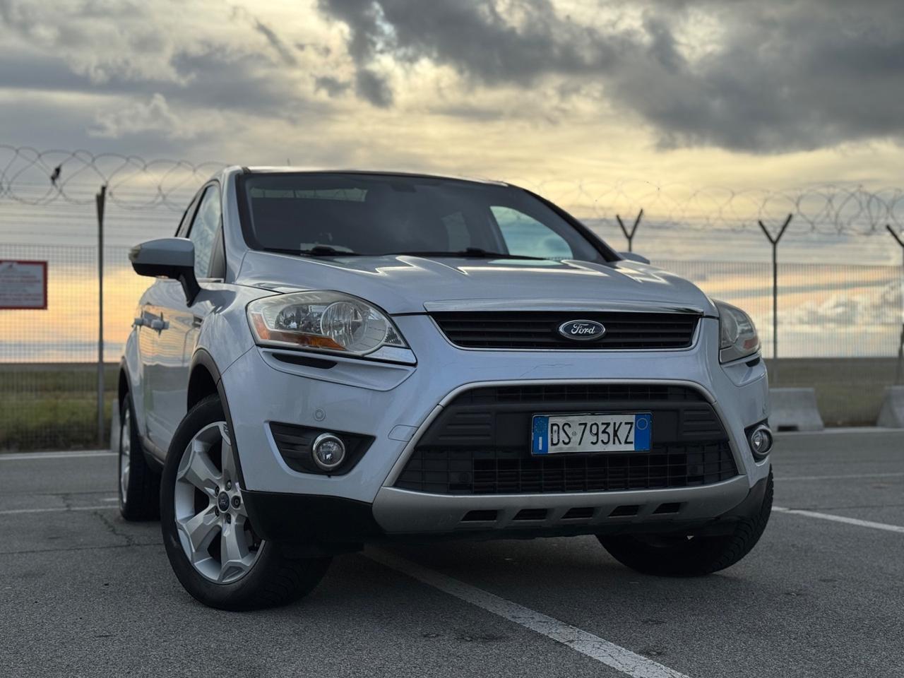 FORD KUGA 2.0TDCI 4WD TITANIUM 1 PRO 12 MESI DI GARANZIA