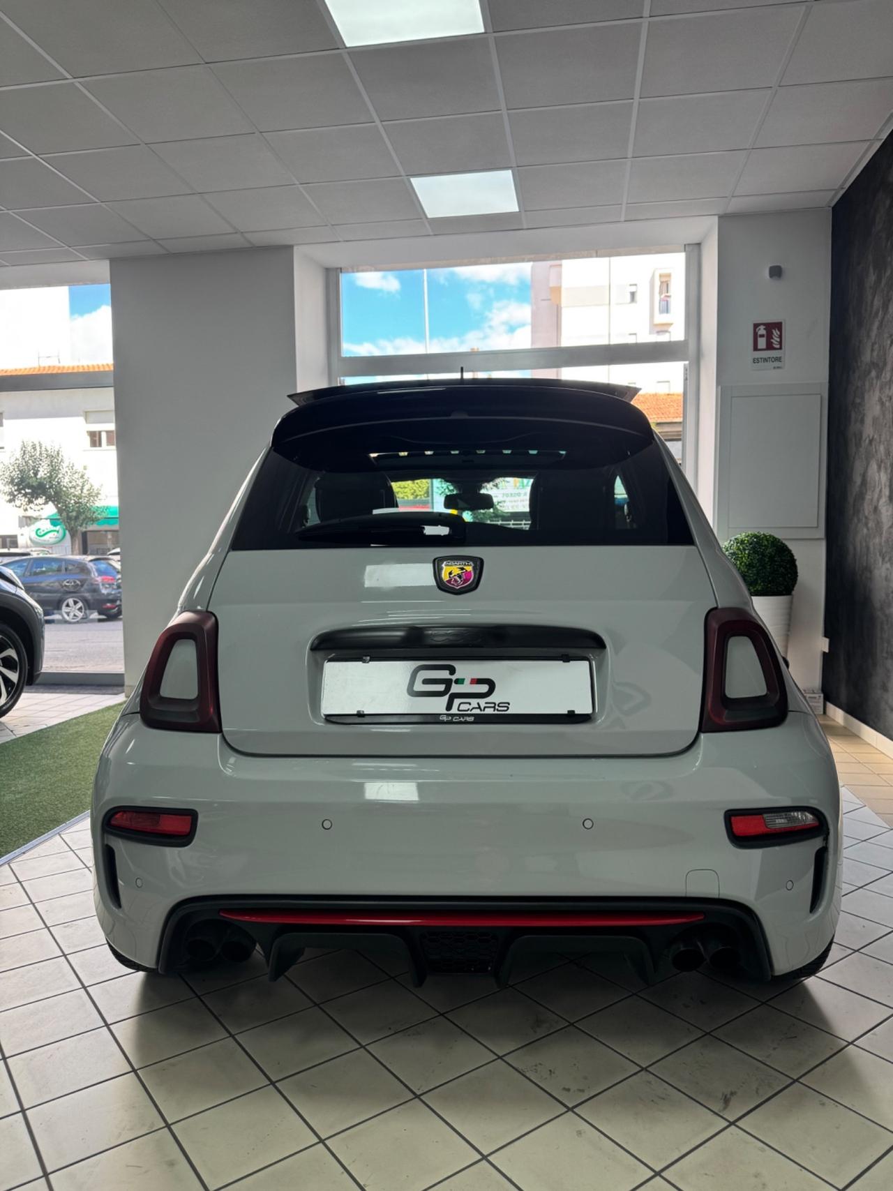 Abarth 500 C 1.4 Turbo T-Jet Custom