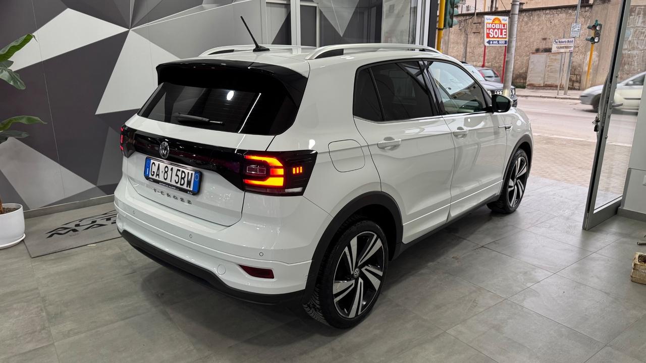Volkswagen T-Cross 1.6 TDI DSG R-Line BMT