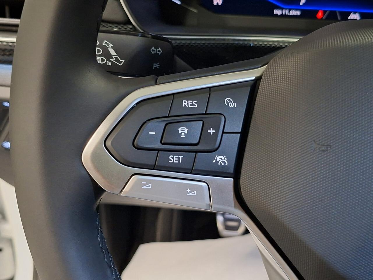 Volkswagen T-Cross 1000 TSI 116CV R-Line Plus Km.0