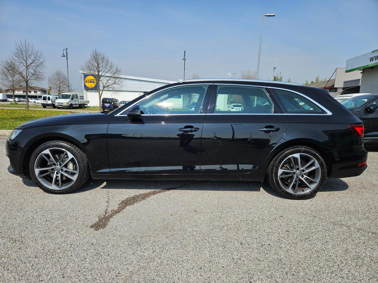 Audi A4 Avant 40 2.0 tdi 190cv s-tronic