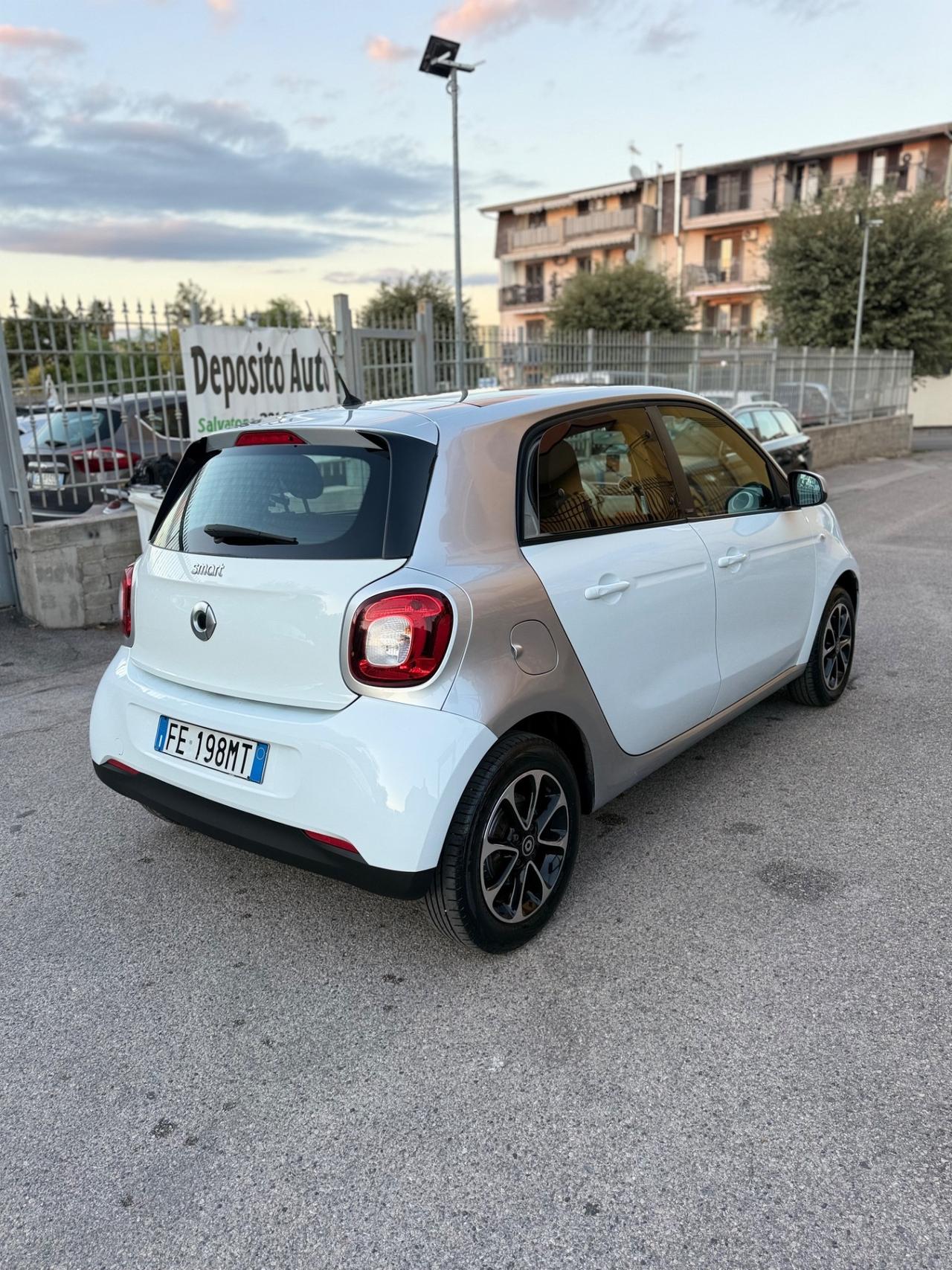 Smart ForFour 70 1.0 Prime