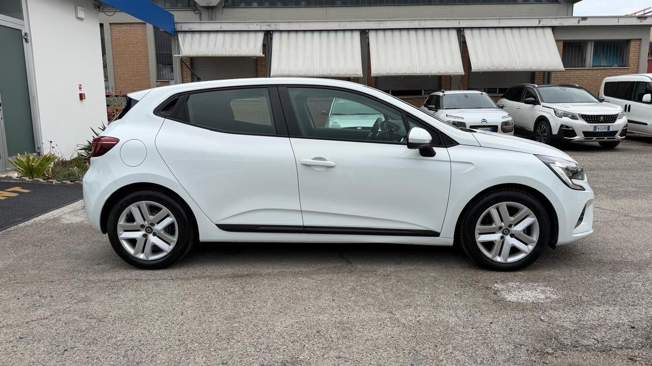Renault Clio Full Hybrid E-Tech solo 62.000 KM