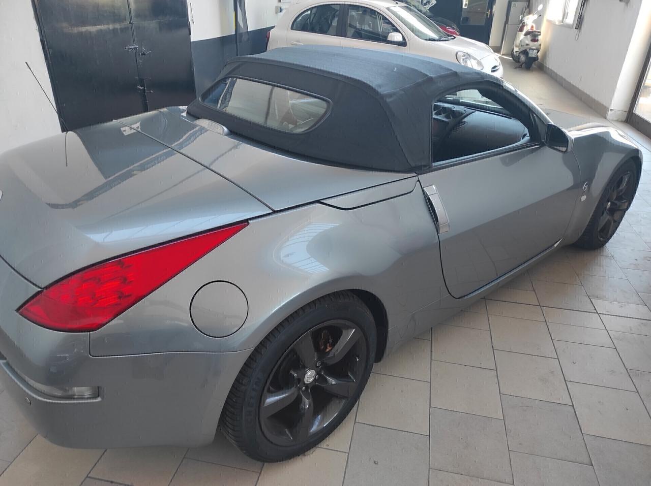 Nissan Z 350Z Roadster 3.5 V6 Lev 2