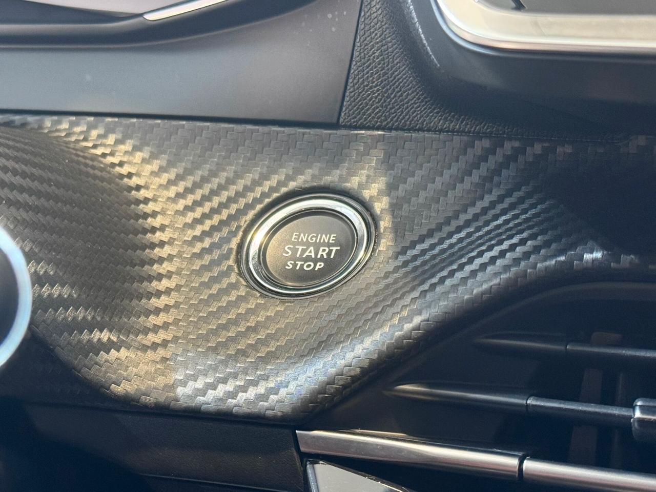 Peugeot 208 PureTech 100 Stop&Start 5 porte Allure