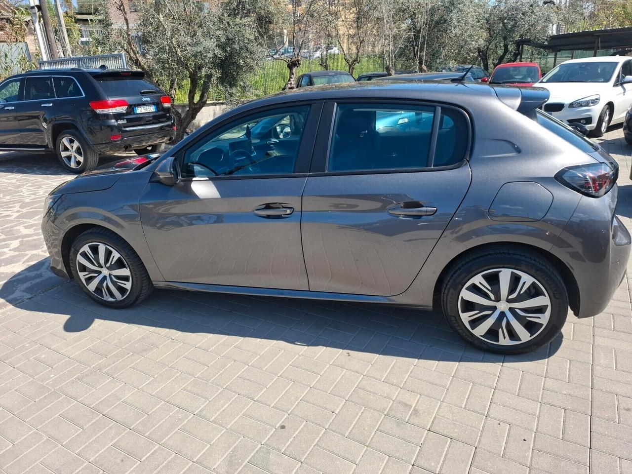 Peugeot 208 BlueHDi Allure 100 Full