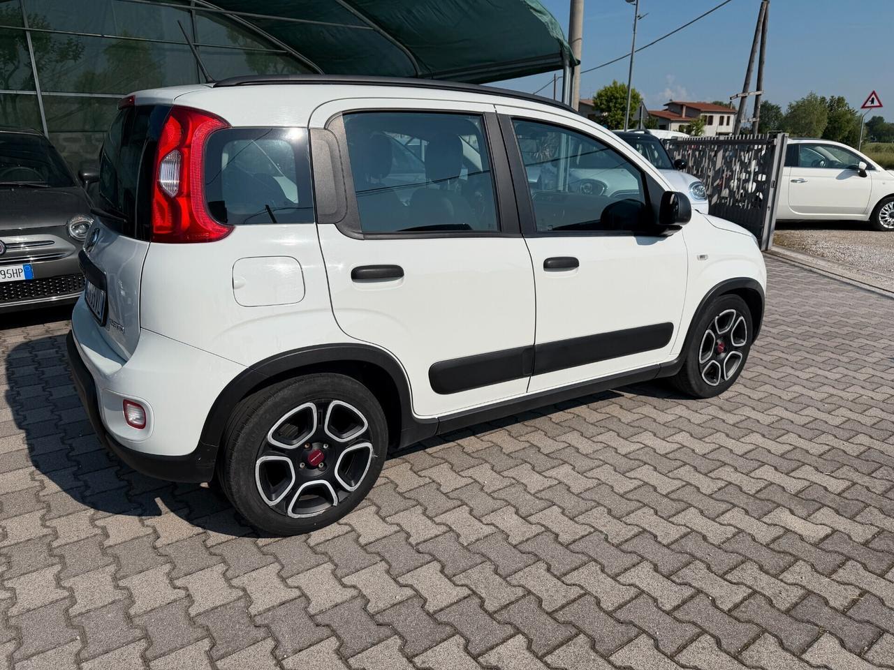 Fiat Panda 1.0 FireFly S&S Hybrid