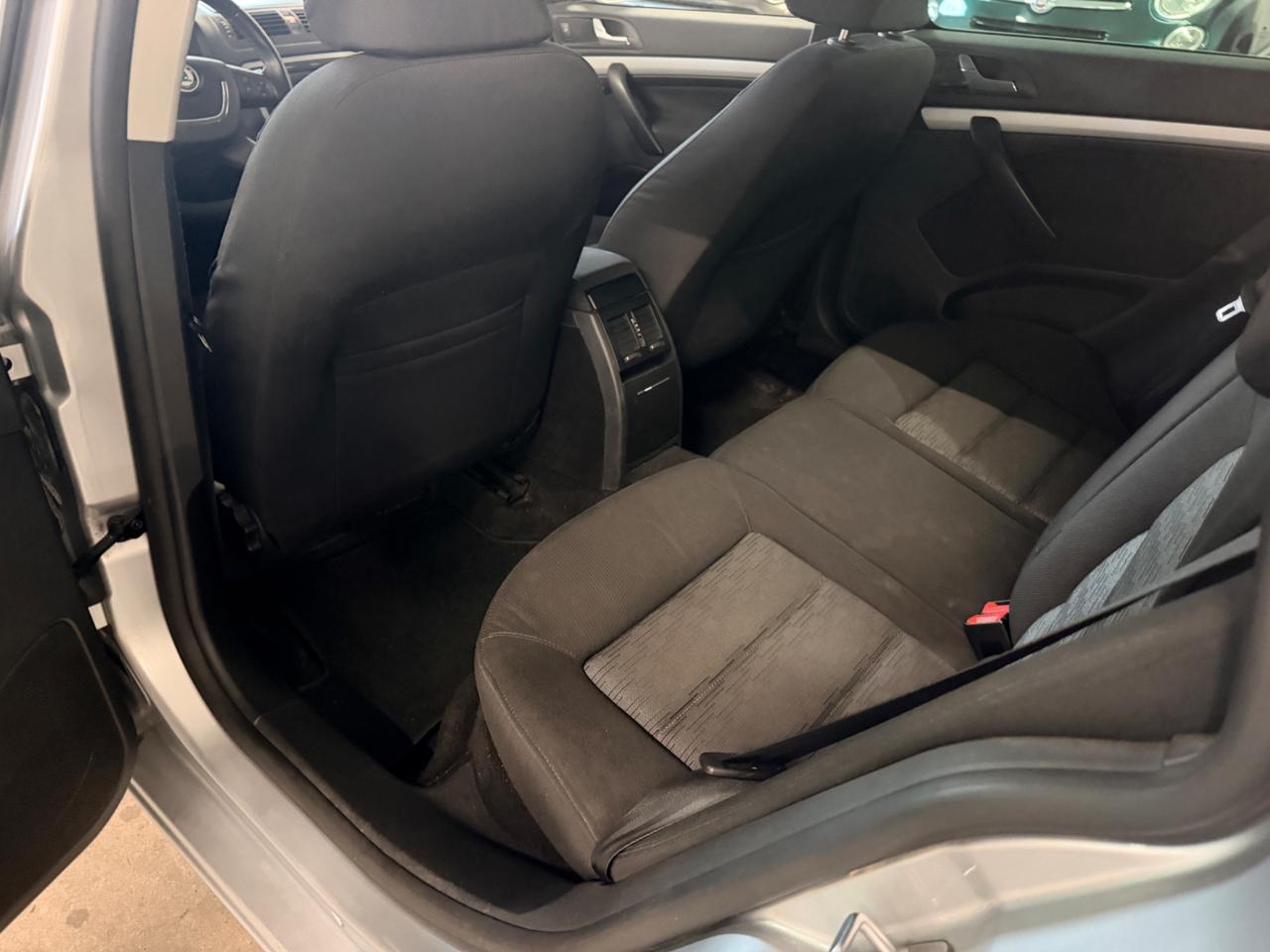 Skoda Octavia 1.6 TDI CR F.AP. Wagon Comfort