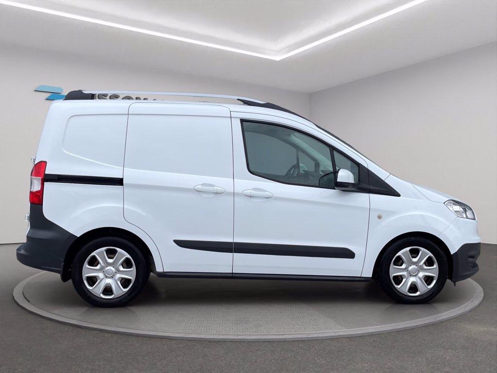 FORD Transit Courier 1.6 tdci 95cv Trend E5 del 2017