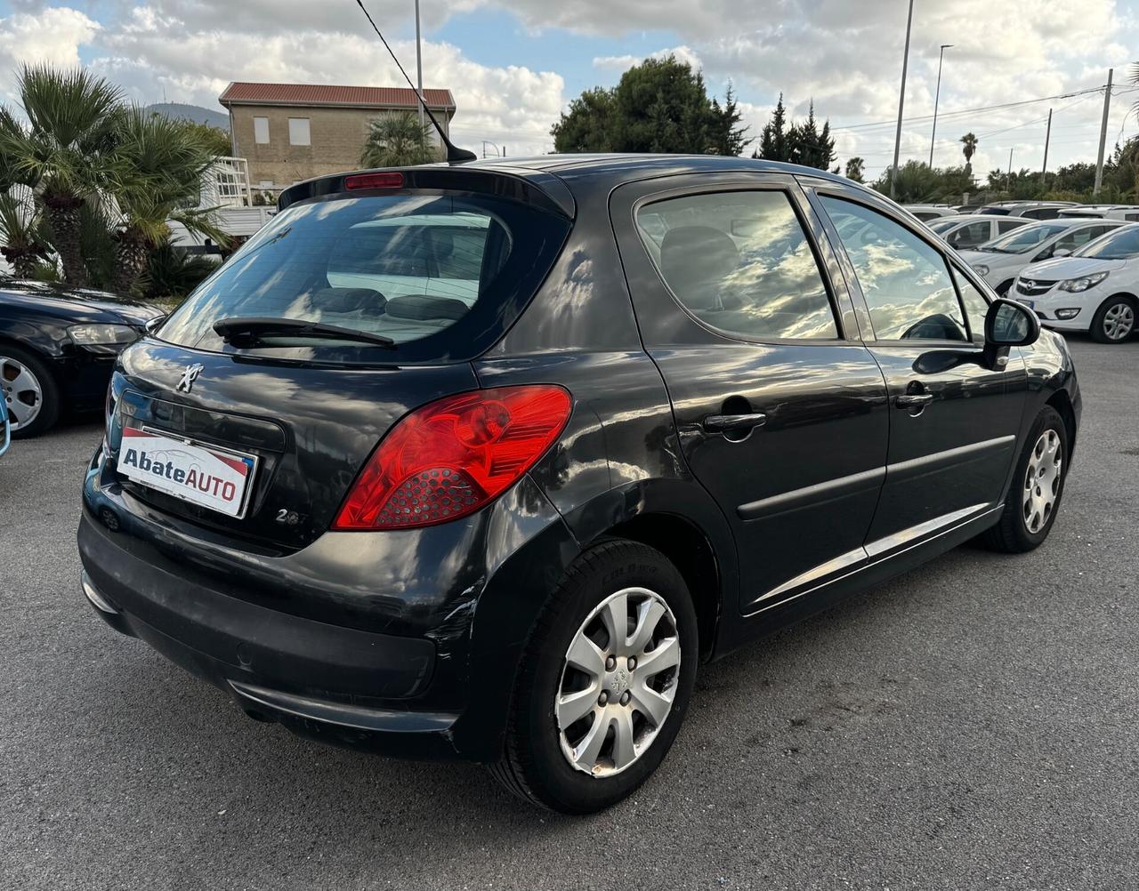 Peugeot 207 1.4 HDi 70CV 5p. X Line