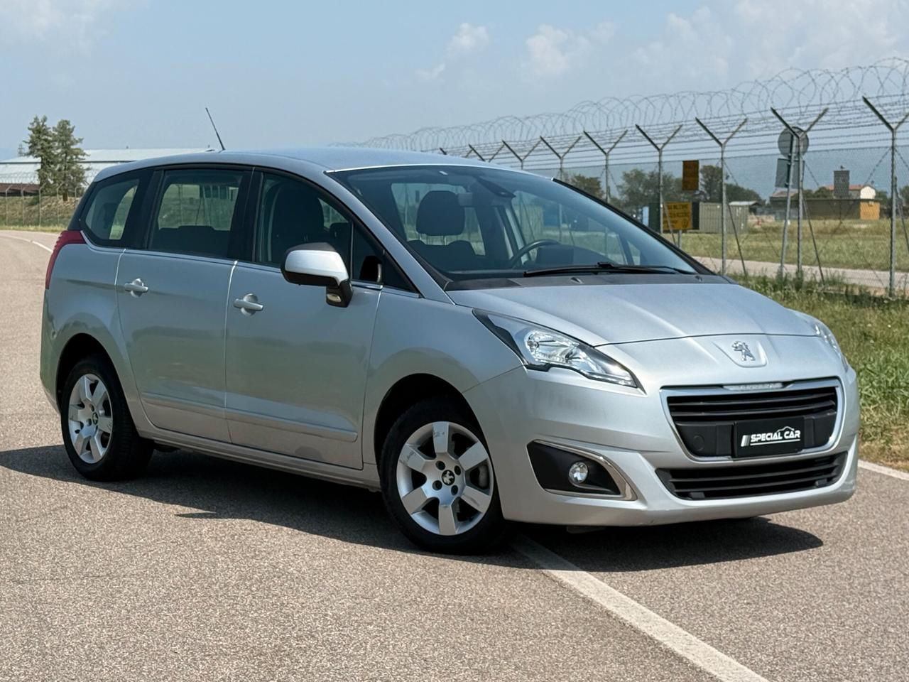 Peugeot 5008 1.6 HDi 115CV Active 7 Posti "SOLO 109000 KM !!!"