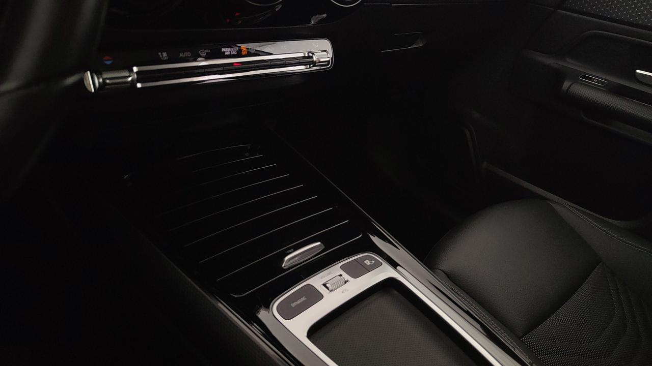 Mercedes-Benz B 180 d Advanced auto